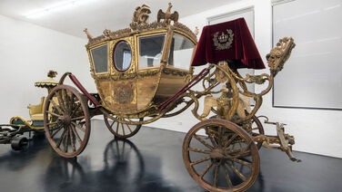 Macht, Pracht und Politik: Ein königlicher Fuhrpark