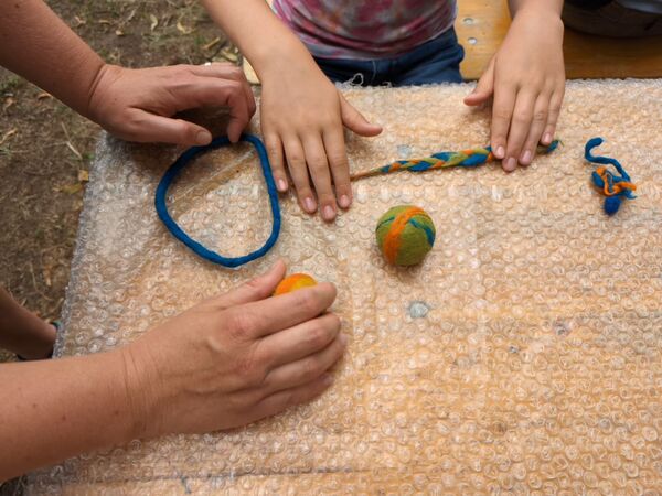 Woll-Workshop an der Schafswiese im Schlossgarten Charlottenburg