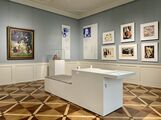 Ausstellung „Kunst – Menschen – Macht“ im Schloss Schönhausen: Blick in den Themenraum „Händler:innen“