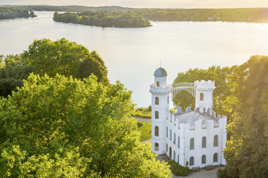 Schloss Pfaueninsel, Luftaufnahme