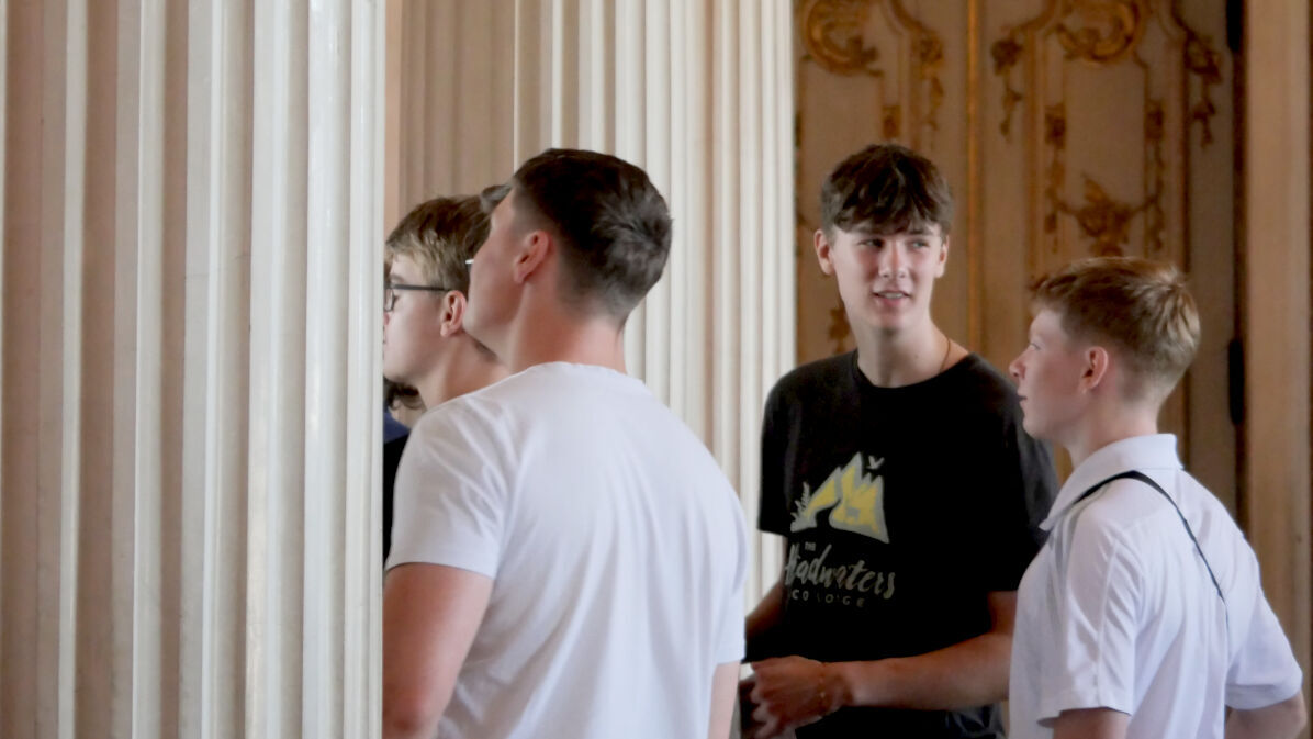 Friedrich II. und die Sprache der Macht