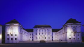 Theater im Schloss: Aus den Träumen eines Küchenmädchens – Annäherung an Käthe Reichel