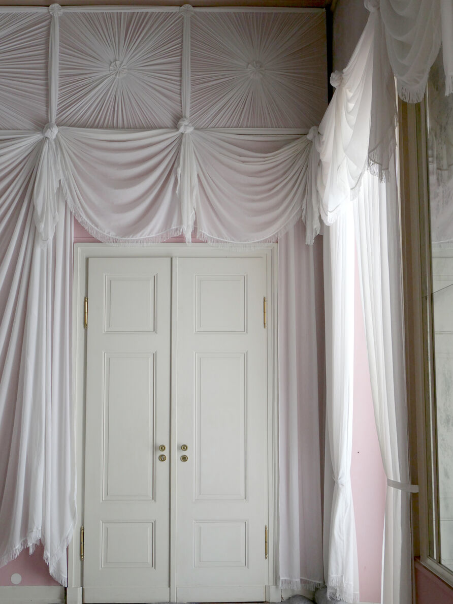 Wand- und Fensterdraperien