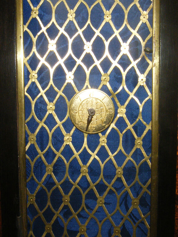 Pendule à l’anglaise, Hebel zum Umschalten der Melodien