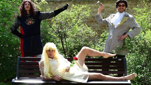 Aufführung der Schlossfestspiele Ribbeck von Shakespeares sämtliche Werke