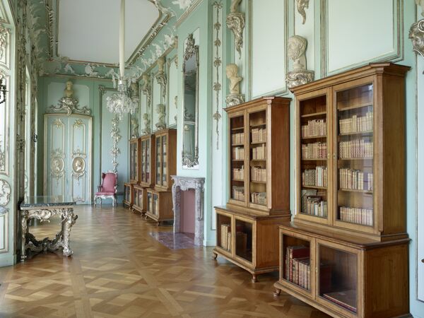Schloss Charlottenburg, Neuer Flügel, Bibliothek