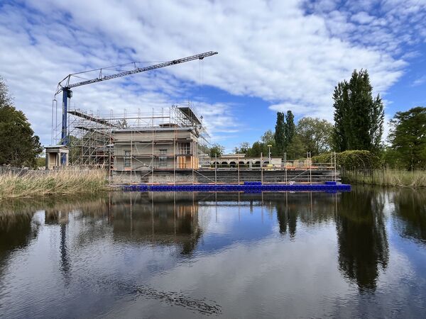 Römische Bäder, Blick vom Maschinenteich
