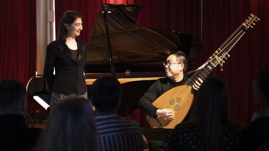 Duo Luciole: Sophia Stern und Charlie Zhang © Peter Adamik Duo Luciole: Sophia Stern und Charlie Zhang