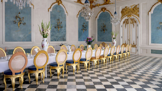 Veranstaltung „Teegenuss beim König“ in den Neuen Kammern © SPSG / Nicole Romberg Veranstaltung „Teegenuss beim König“ in den Neuen Kammern