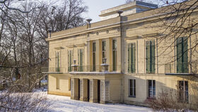Farewell Glienicke. Ein Rundgang durch das Schloss zum Jahresausklang