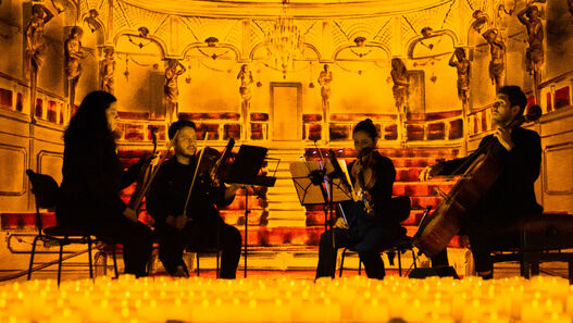Candlelight-Konzerte im Schlosstheater im Neuen Palais