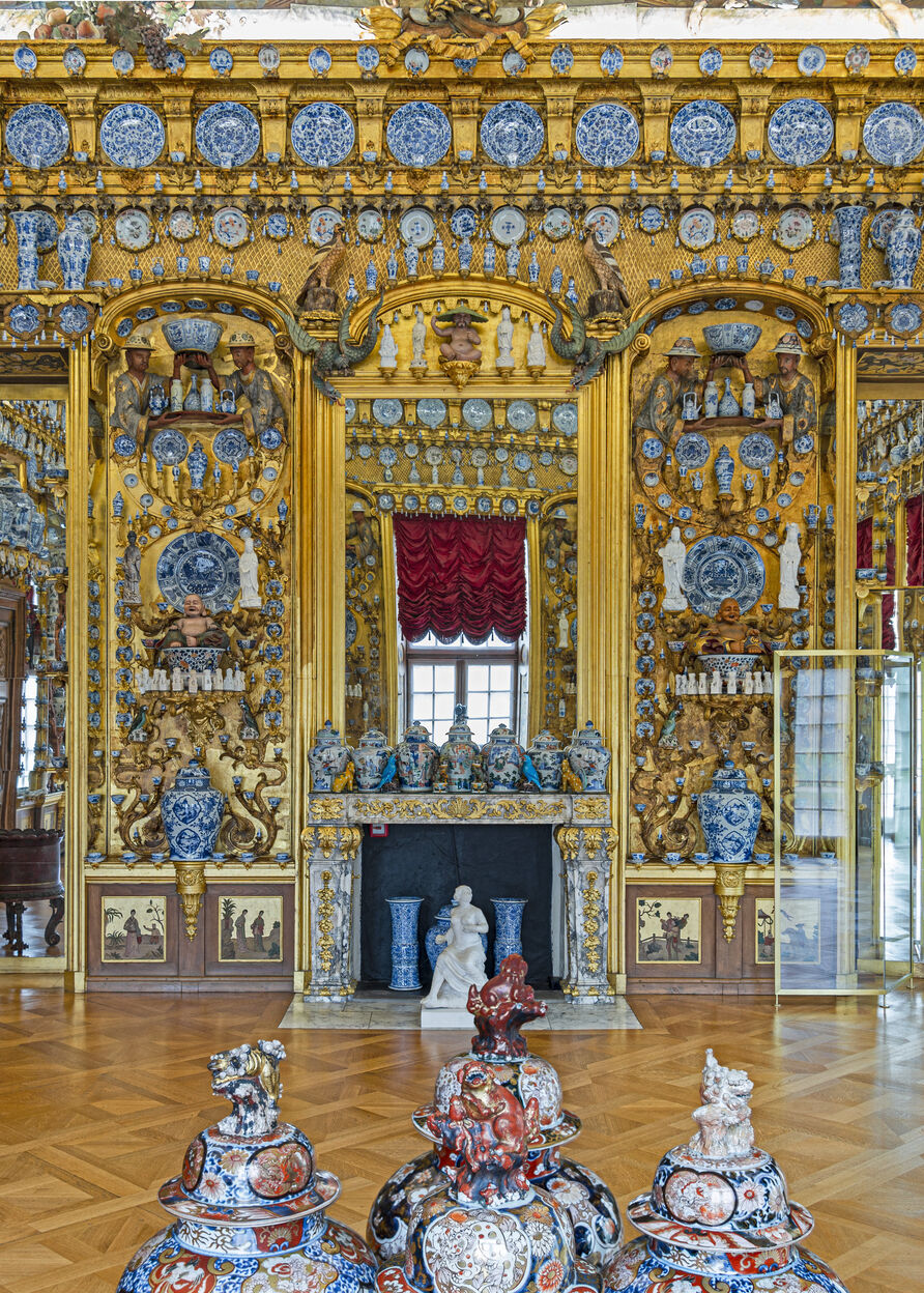 Schloss Charlottenburg, Porzellankabinett im Alten Schloss, Blick auf die Westwand mit Kamin