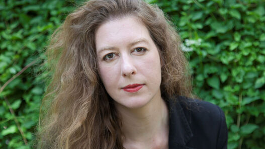 Pressefoto Sarah Perl Teaser