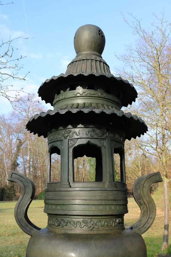 East Asian incense urn, detail, bronze, probably 1723, Skulpt.Slg. 1070
