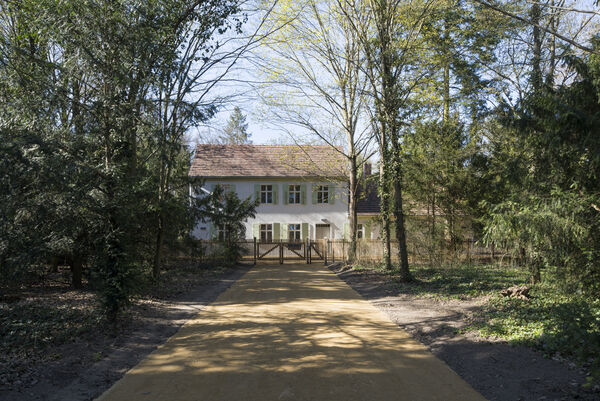 Weißes Haus im Neuen Garten, Ansicht Südost
