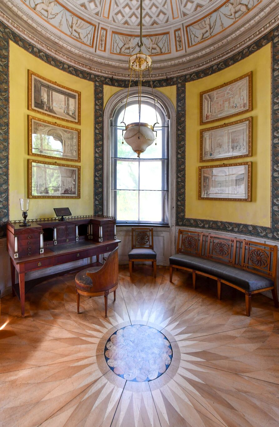 Schloss Pfaueninsel, Schreibzimmer des Königs