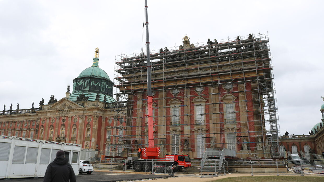 Großes Schloss, große Baustelle