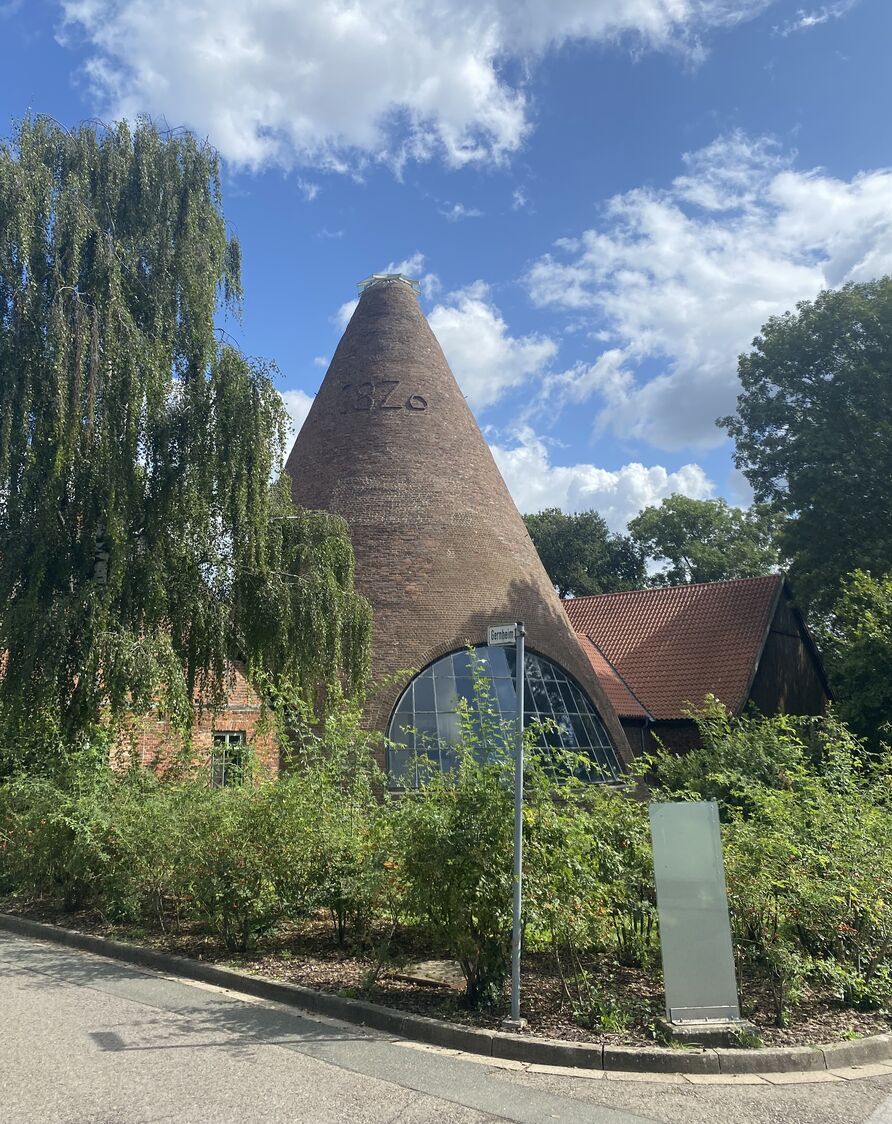 Ofenturm der Glashütte Gernheim von 1826