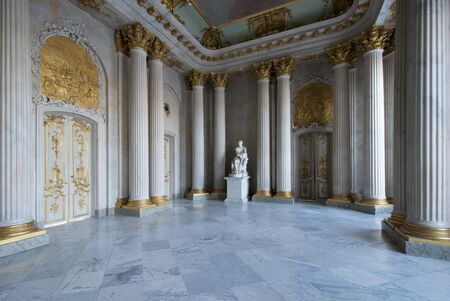 Schloss Sanssouci, Vestibül