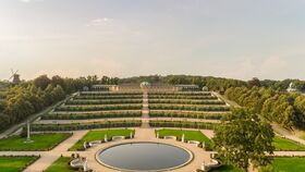 Auszeichnung und Verpflichtung