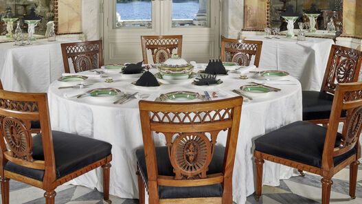 Gedeckte Tafel im Potsdamer Marmorpalais