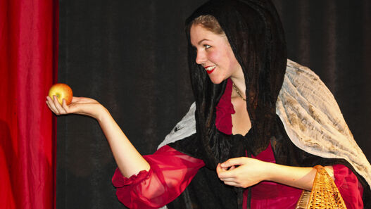 Schneewittchen © Galli Theater Berlin / Marion Martinez Märchentheater „Schneewittchen“