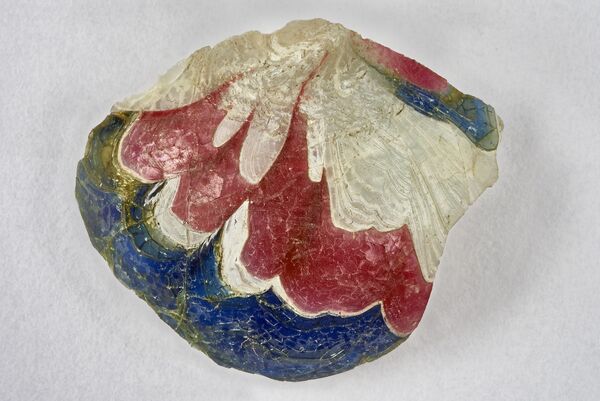 Johann Kunckel, fragments from the production of glass beads, 1685-1688, coloured glass, combed decoration on blue, ruby and milk glass, Kunckel cabinet in Peacock Island Dairy , on permanent loan from the MuseumVor- und Frühgeschicht, Staatliche Museen zu Berlin, Prussian Cultural Heritage