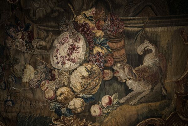 Kaiserliche Gobelinmanufaktur St. Petersburg: Detail eines der Wandteppichen aus der Serie „Port des fleurs“, um 1768/69