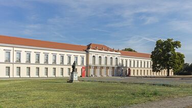 Neuer Flügel von Schloss Charlottenburg © Bildarchiv Foto Marburg / Andreas Lechtape Schloss Charlottenburg – Neuer Flügel
