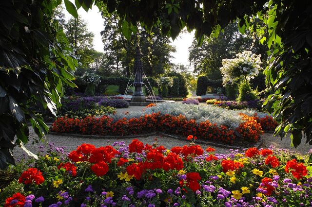 Gotische Fontäne im Park Babelsberg