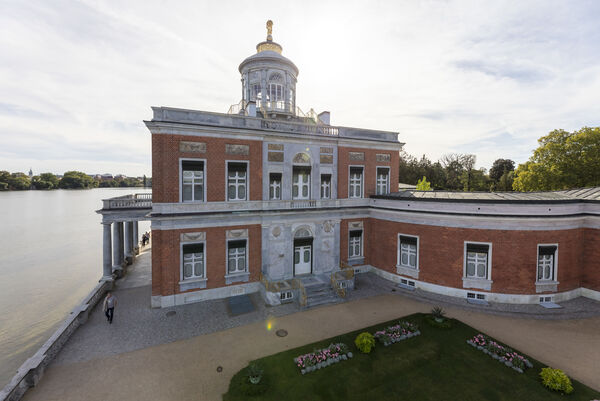 Marmorpalais, Blick von Norden auf die Hauptbau und Heiliger See