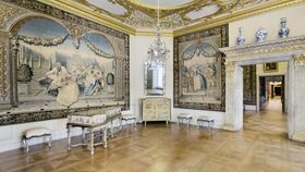 Führung mit Baby durch das Alte Schloss