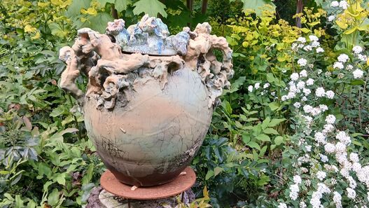 Karl Fulle Keramik, Im Garten, Rheinsberg 2025