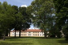 Schloss Paretz, Blick auf die Gartenfassade