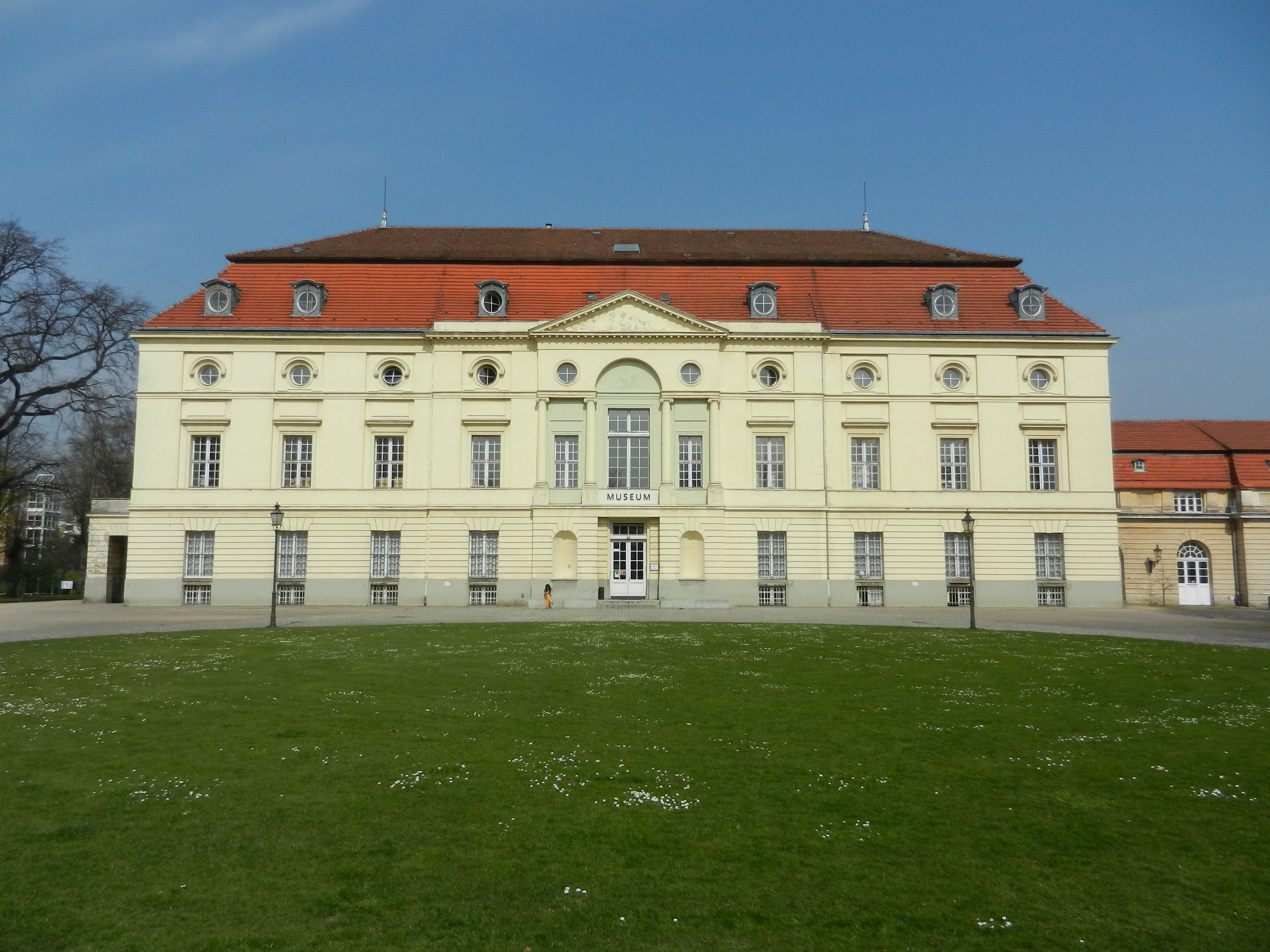 Stiftung Preußische Schlösser und Gärten SPSG PresseInfo Frauensache